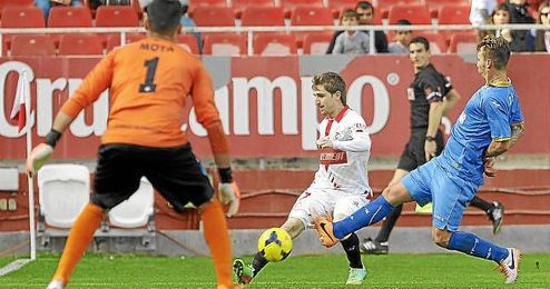 Marin, en un lance del Sevilla-Getafe en la primera vuelta. Marin, en un lance del Sevilla-Getafe en la primera vuelta.