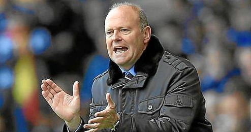 Pepe Mel, durante un partido con el West Bromwich Albion. Pepe Mel, durante un partido con el West Bromwich Albion.
