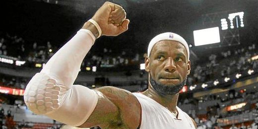 LeBron James celebra el pase de Miami Heat a la final de la Conferencia Este. LeBron James celebra el pase de Miami Heat a la final de la Conferencia Este.