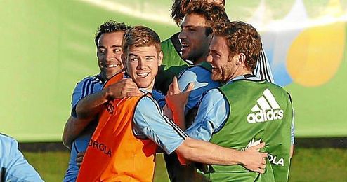 Alberto Moreno, en un entrenamiento con la selección. Alberto Moreno, en un entrenamiento con la selección.