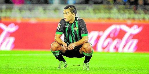 Lolo Reyes, tras una derrota. Lolo Reyes, tras una derrota.