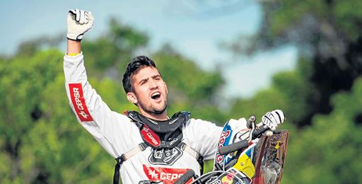 El piloto sevillano de freestyle aspira a todo en Madrid. El piloto sevillano de freestyle aspira a todo en Madrid.