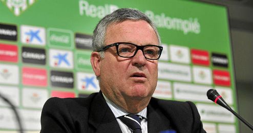 Domínguez Platas, presidente del Betis. Domínguez Platas, presidente del Betis.