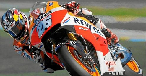 Dani Pedrosa, en la imagen sobre su Honda, ha logrado la ´pole´ en el GP de Cataluña. Dani Pedrosa, en la imagen sobre su Honda, ha logrado la ´pole´ en el GP de Cataluña.