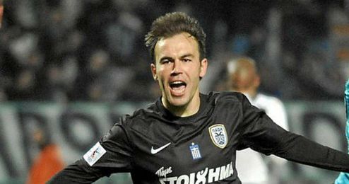 Natkho celebra un gol con el PAOK. Natkho celebra un gol con el PAOK.