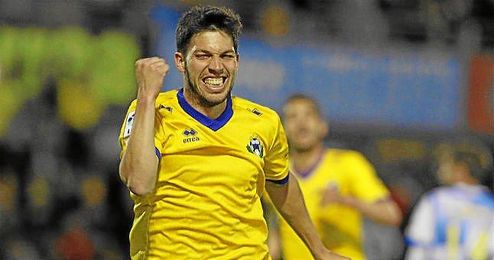 Dani Pacheco ha completado una gran temporada en su último año de contrato en el Alcorcón. Dani Pacheco ha completado una gran temporada en su último año de contrato en el Alcorcón.