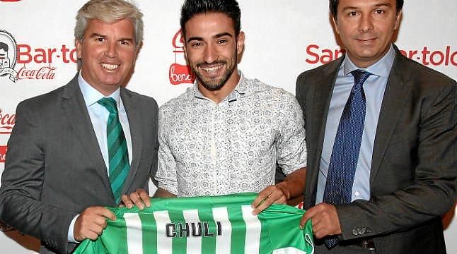 Resultado de imagen de CHULI FICHA POR EL BETIS