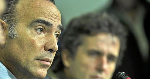 Luis Oliver en su última rueda de prensa como consejero. Luis Oliver en su última rueda de prensa como consejero.