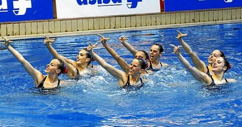 Imagen del equipo español de natación sincronizada. Imagen del equipo español de natación sincronizada.