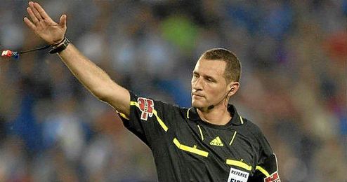 Clos Gómez arbitra por tercera vez al Sevilla este año. Clos Gómez arbitra por tercera vez al Sevilla este año.