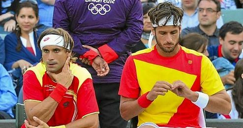 Feliciano López (derecha) junto a David Ferrer (izquierda) en los Juegos de Londres. Feliciano López (derecha) junto a David Ferrer (izquierda) en los Juegos de Londres.
