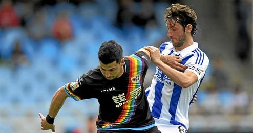Javi Guerra y Granero durante el pasado Real Sociedad-Rayo Vallecano. Javi Guerra y Granero durante el pasado Real Sociedad-Rayo Vallecano.