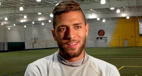 Amro Tarek, con el Columbus. Amro Tarek, con el Columbus.