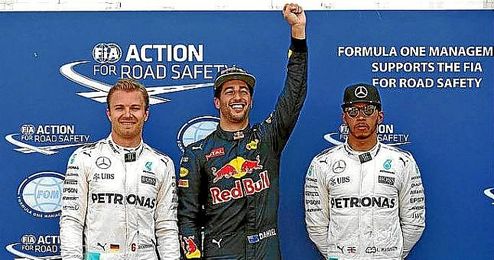 Ricciardo, junto a Rosberg y Hamilton. Ricciardo, junto a Rosberg y Hamilton.