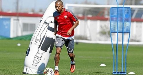 El agente de Mariano Ferreira contactó con representantes del Barça en la final de Copa. El agente de Mariano Ferreira contactó con representantes del Barça en la final de Copa.