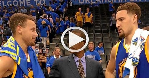 La combinación del escolta Klay Thompson y el base Stephen Curry sumó 70 puntos. La combinación del escolta Klay Thompson y el base Stephen Curry sumó 70 puntos.