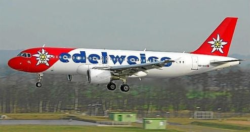Imagen de uno de los Airbus A320 de la compañía Edelweiss Air. Imagen de uno de los Airbus A320 de la compañía Edelweiss Air.