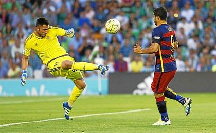 En los pases en corto, Adán fue el segundo que más erró (7) y sólo el 14º más acertado (143). En los pases en corto, Adán fue el segundo que más erró (7) y sólo el 14º más acertado (143).