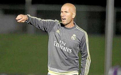 Zidane sobre James: "Espero que juegue más este año porque tiene talento. Quiero que dé el cien por cien". Zidane sobre James: "Espero que juegue más este año porque tiene talento. Quiero que dé el cien por cien".