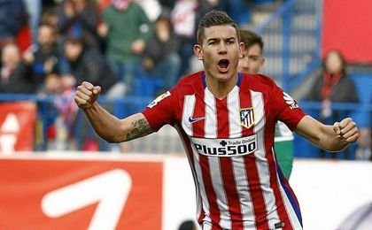 Hernández: "Estoy muy feliz por poder seguir en el club de mi vida" Hernández: "Estoy muy feliz por poder seguir en el club de mi vida"