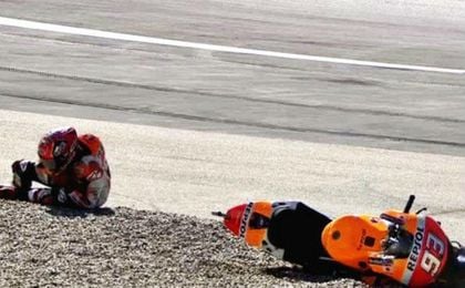 Márquez sufrió una aparatosa caída en Austria. Márquez sufrió una aparatosa caída en Austria.
