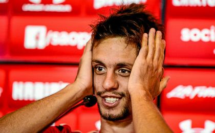 Rodrigo Caio ha hablado hasta en tres ocasiones con Sampaoli. Rodrigo Caio ha hablado hasta en tres ocasiones con Sampaoli.