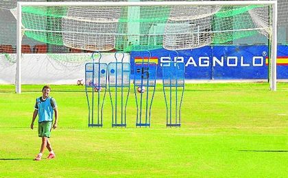 El futuro de Portillo continúa en el aire a tan sólo tres días del inicio liguero para el Betis. El futuro de Portillo continúa en el aire a tan sólo tres días del inicio liguero para el Betis.