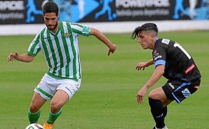 Carlos García destacó en la cantera del Betis. Carlos García destacó en la cantera del Betis.
