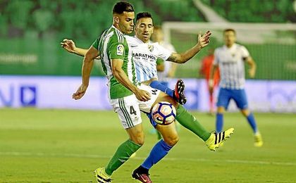 Bruno aprovechó una lesión de Mandi para jugar ante Sevilla, Málaga y Real Sociedad. Bruno aprovechó una lesión de Mandi para jugar ante Sevilla, Málaga y Real Sociedad.