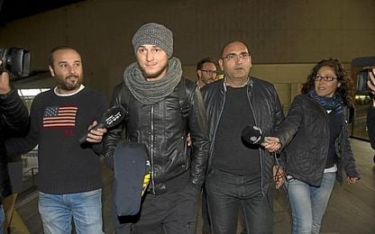 Zozulya, a su llegada a Sevilla. Zozulya, a su llegada a Sevilla.