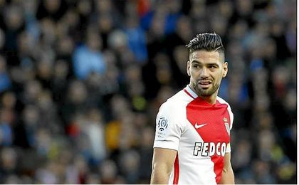 Falcao pone líder en solitario al Monaco Falcao pone líder en solitario al Monaco