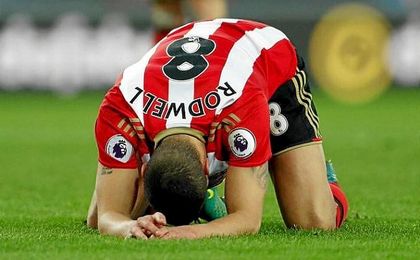Rodwell (Sunderland) gana su primer partido de Premier League en 1.370 días Rodwell (Sunderland) gana su primer partido de Premier League en 1.370 días