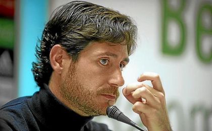 Víctor, durante una rueda de prensa. Víctor, durante una rueda de prensa.