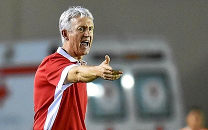 Benito Floro. Benito Floro.