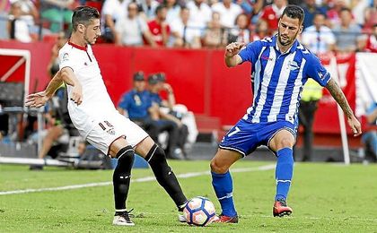 Lance entre Escudero y Édgar en el partido de la primera vuelta. Lance entre Escudero y Édgar en el partido de la primera vuelta.
