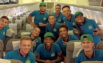 Los jugadores han subido fotos a las redes antes de volar. Los jugadores han subido fotos a las redes antes de volar.