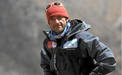 Latorre: "El Everest es el reto final de un proyecto de vida" Latorre: "El Everest es el reto final de un proyecto de vida"