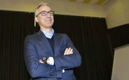 Torrecilla busca una salida para Zozulya "en los pocos mercados que quedan abiertos" Torrecilla busca una salida para Zozulya "en los pocos mercados que quedan abiertos"