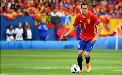 Busquets: "Me considero un 'bicho raro' en el mundo del fútbol" Busquets: "Me considero un 'bicho raro' en el mundo del fútbol"