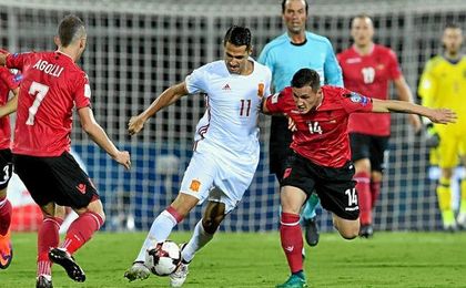 Vitolo en la actualidad es uno de los jugadores más en forma de la selección. Vitolo en la actualidad es uno de los jugadores más en forma de la selección.