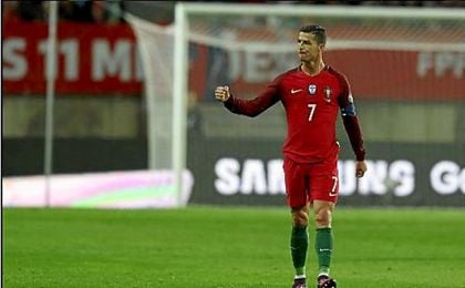 Cristiano Ronaldo alcanza los 70 goles con Portugal Cristiano Ronaldo alcanza los 70 goles con Portugal