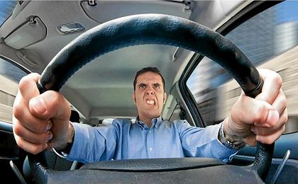 Cuatro consejos para evitar un accidente por culpa de la niebla Cuatro consejos para evitar un accidente por culpa de la niebla