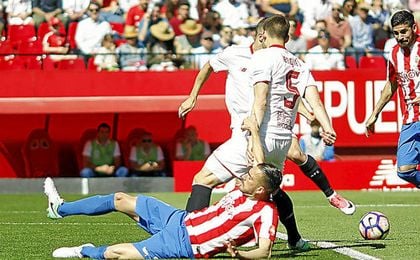 Sevilla 0-0 Sporting: Adiós a la tercera plaza Sevilla 0-0 Sporting: Adiós a la tercera plaza