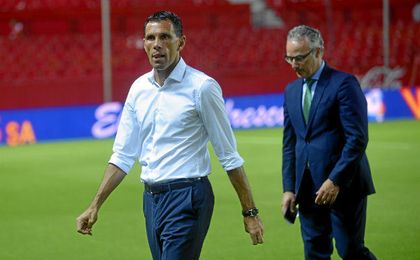 Poyet, seguido de Torrecilla, principal valedor del uruguayo. Poyet, seguido de Torrecilla, principal valedor del uruguayo.