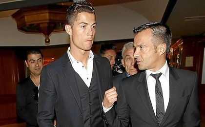 Cristiano, con Mendes (Gestifute). Cristiano, con Mendes (Gestifute).