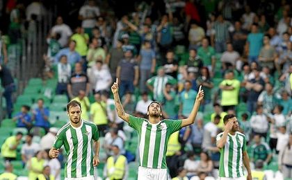 El golazo de Ceballos tuvo una dedicatoria especial. El golazo de Ceballos tuvo una dedicatoria especial.