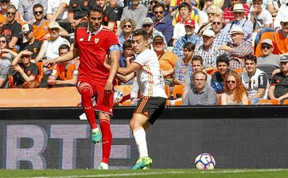 Iborra, durante el partido. Iborra, durante el partido.