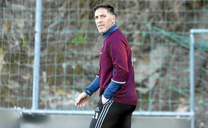 Berizzo: "Tenemos que sujetar a Ceballos" Berizzo: "Tenemos que sujetar a Ceballos"