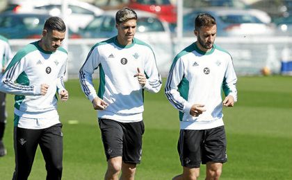 Jonas Martin se pierde el partido ante el Alavés por lesión. Jonas Martin se pierde el partido ante el Alavés por lesión.