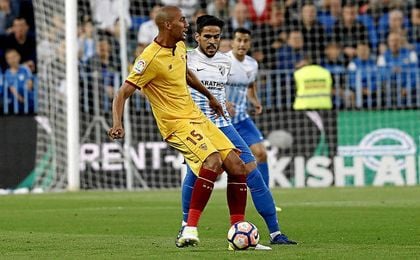 Málaga 4-2 Sevilla FC: La tercera plaza se pone muy difícil Málaga 4-2 Sevilla FC: La tercera plaza se pone muy difícil